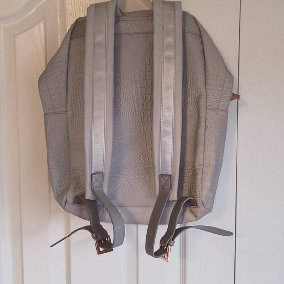 Ted Baker Rahri Reflective Croc Embossed Leather Backpack NWT - Picture 13 of 16